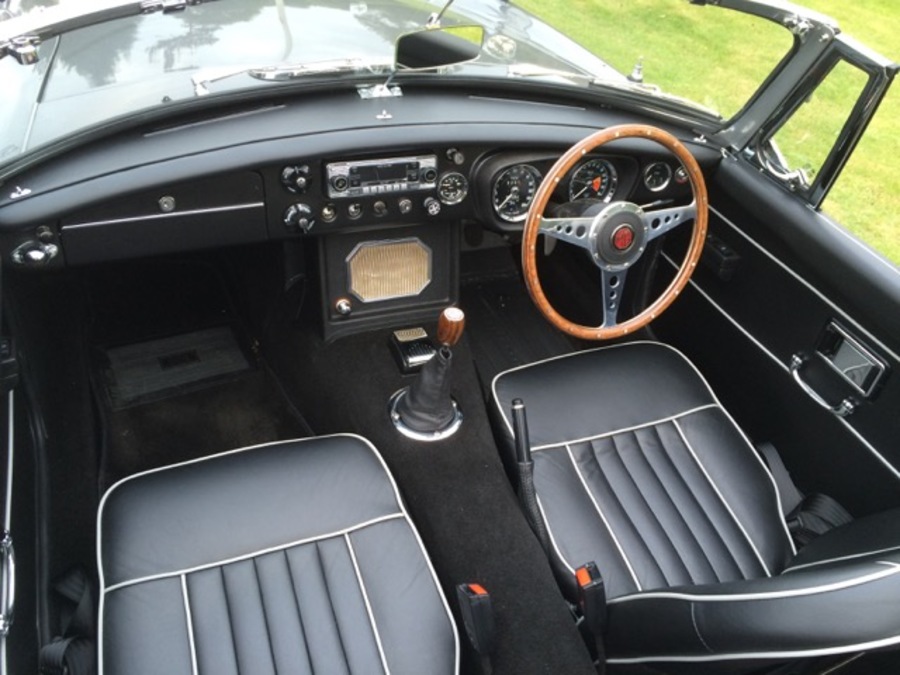 Classic and sports car from CCHL