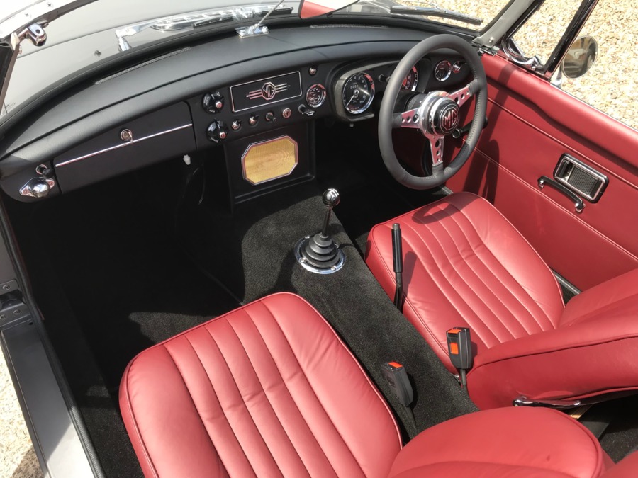 Classic and sports car from CCHL