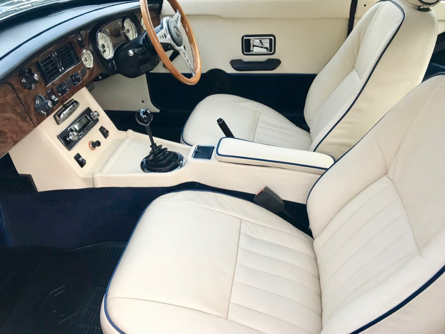 Classic and sports car from CCHL