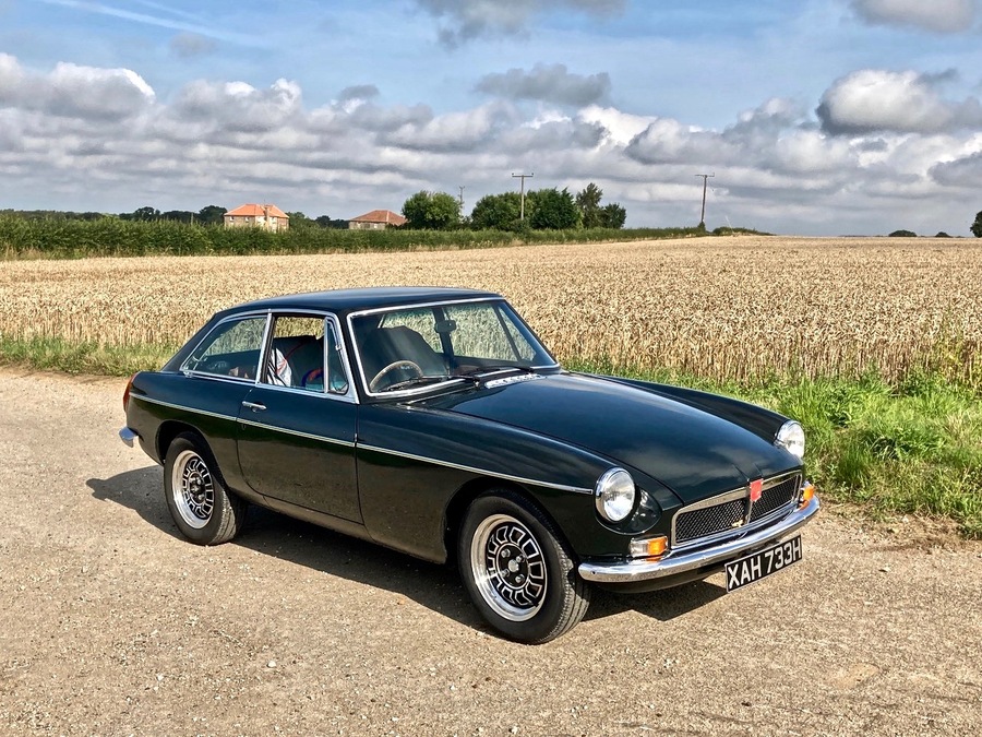 Classic and sports car from CCHL
