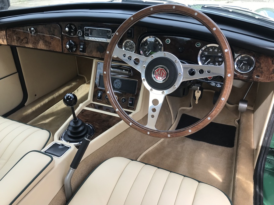 Classic and sports car from CCHL