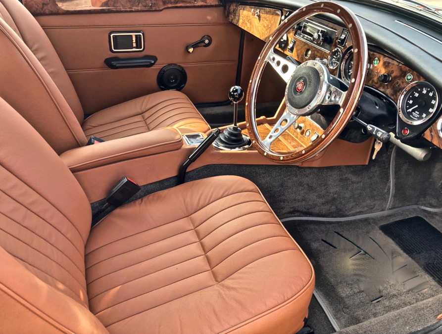 Classic and sports car from CCHL