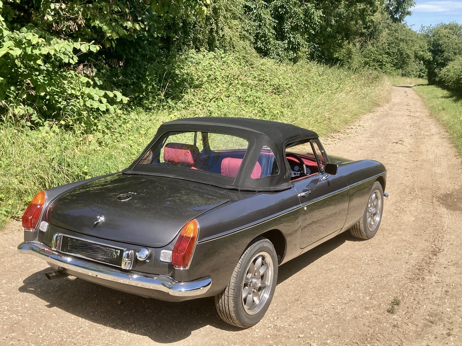 Classic and sports car from CCHL